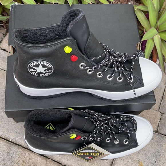 CONVERSE CTAS LUGGED WINTER HI BOOTS WMNS - Picture 4 of 16